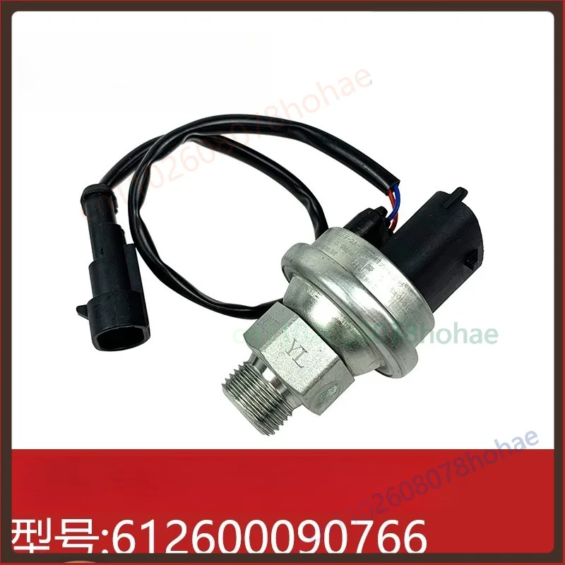 Oil Pressure Sensor For Weichai Engine 612600090766 Truck Oil Pressure Induction Plug For Auman