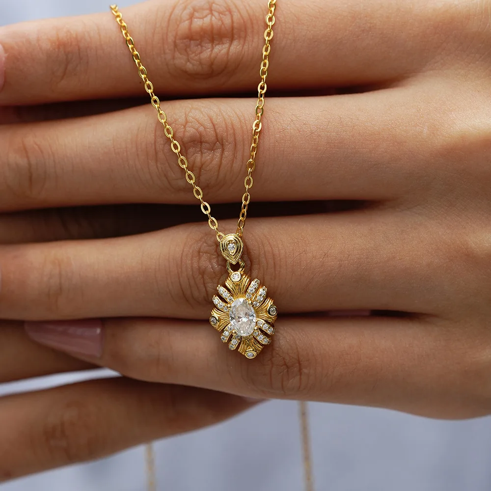 

S925 Sterling Silver Bauhinia Flower Necklace with Moissanite Sunflower Pendant, Lightweight Luxury, Elegant Gold Tone