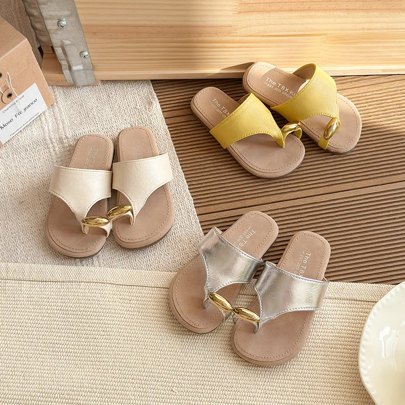 

Sandalias De Mujer2026summer New Girls Flip Flops Comfort Anti Slip Kids Flat Beach Shoes Retro Versatile Girls Open-toe Sandals