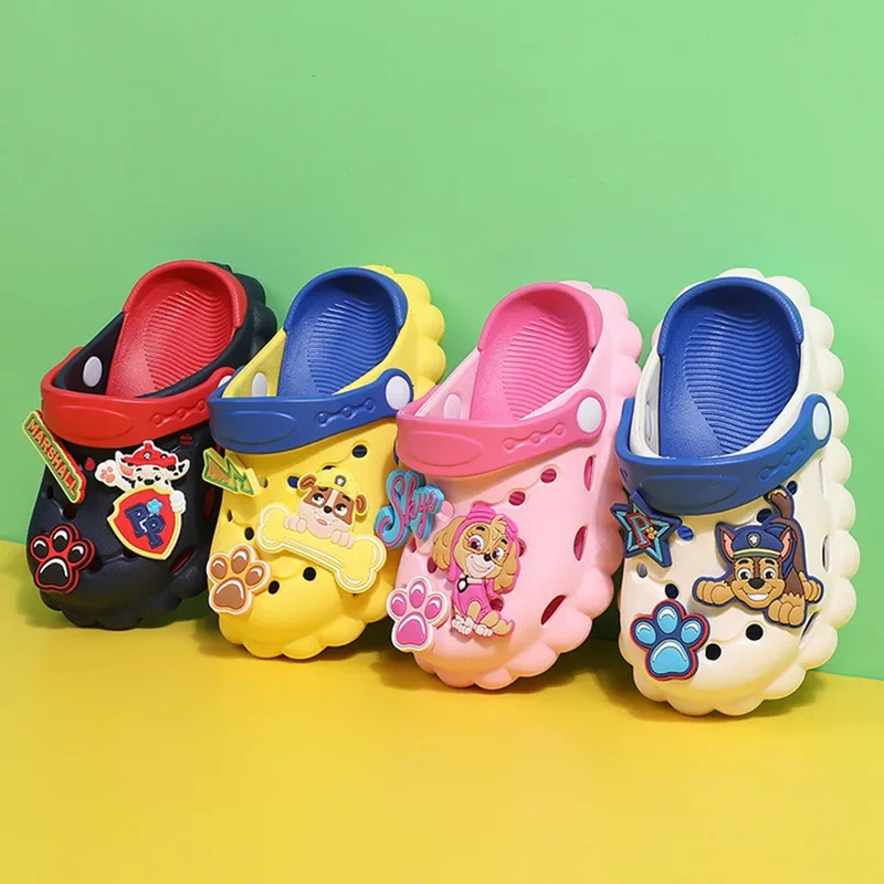 Paw ronds scarpe con foro per bambini fuori indossando bambini pantofole da giardino Anime estate sandali da spiaggia leggeri e traspiranti regalo