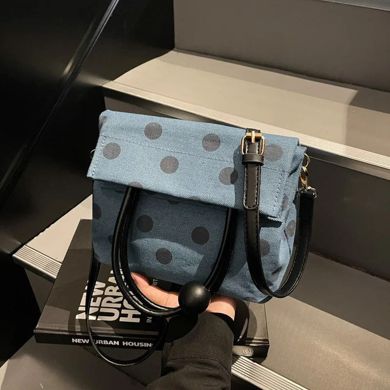 

2025 Spring Cute Bucket Handbag Trendy Wool Tote for Women Crossbody Shoulder Purse Exquisite Small Niche Designer Bag