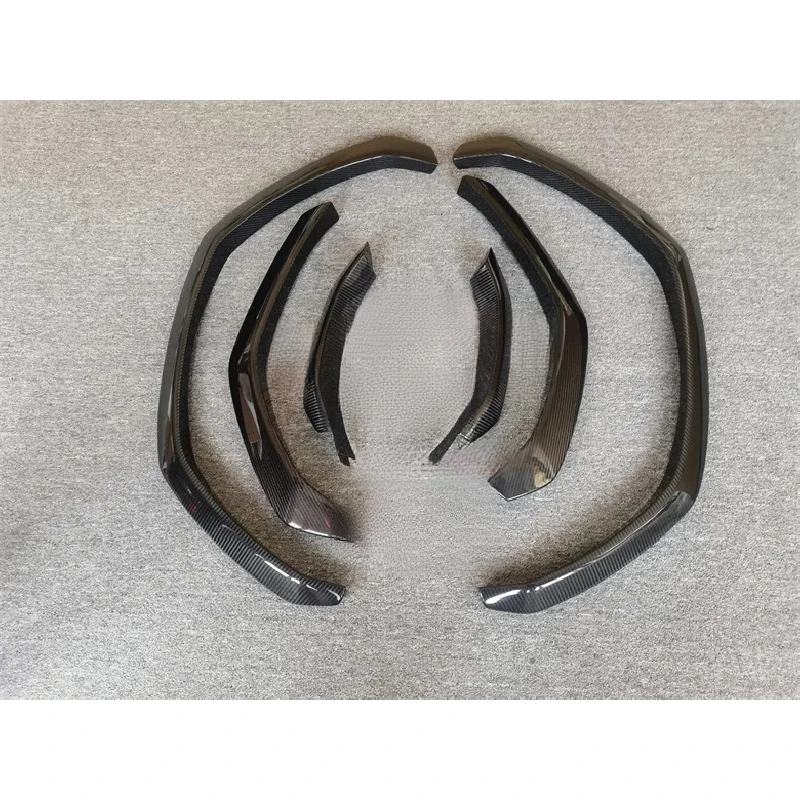 

High Quality Carbon Fiber Fender Decor Wheel Eyebrow For URUS