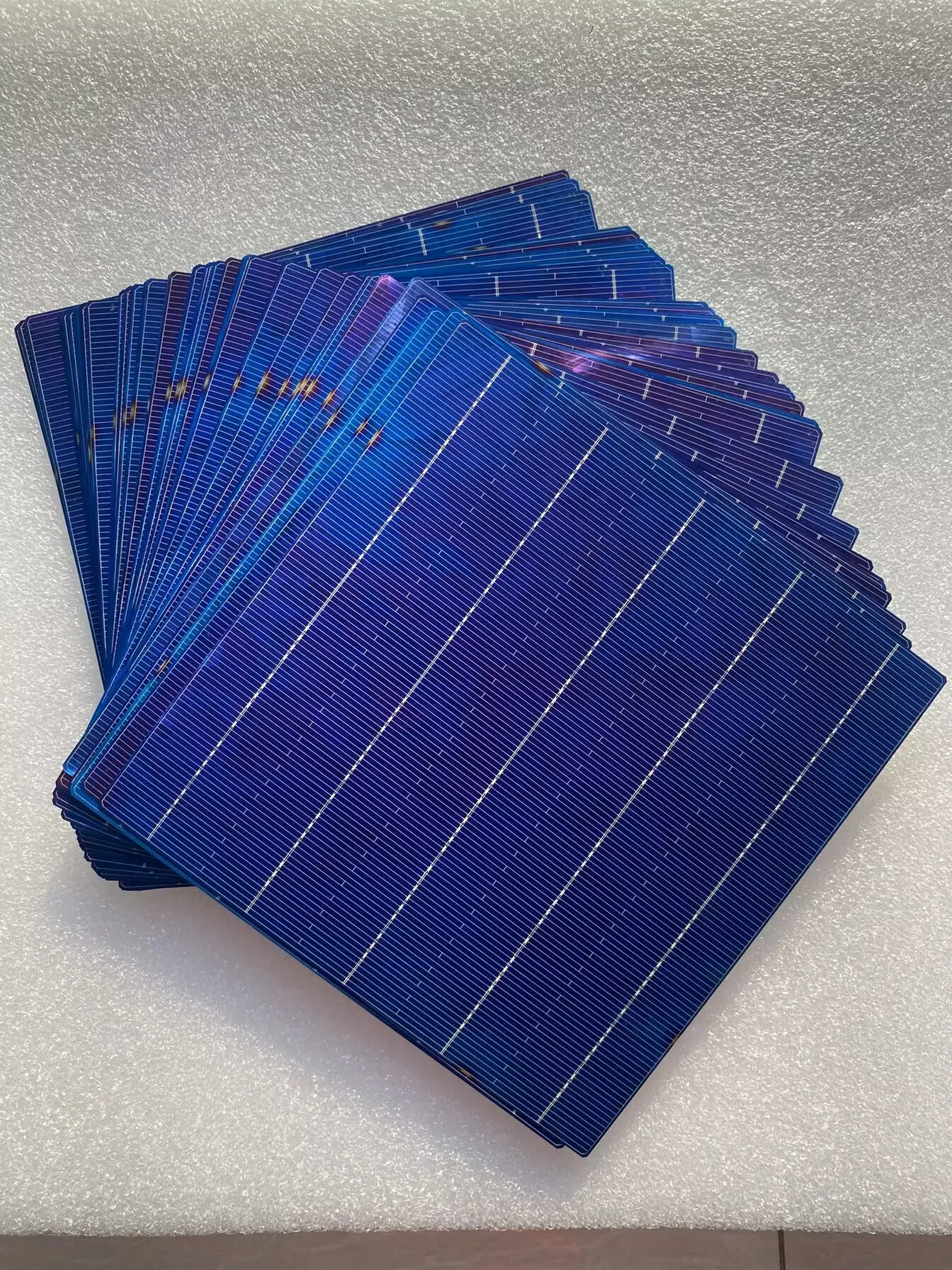 40 sztuk 4.5W 18.6% 5BB wydajność silikonowe polikrystaliczne ogniwo słoneczne 156MM x 156MM na sprzedaż