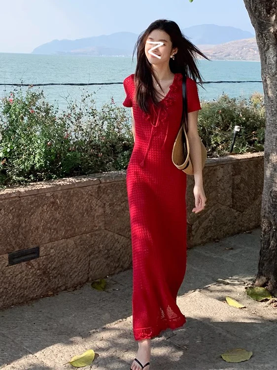 

Новое летнее женское вязаное платье в стиле ретро с V-образным вырезом, высококачественное, красное, праздничное, длинное, с вырезами, А-силуэт, с завышенной талией