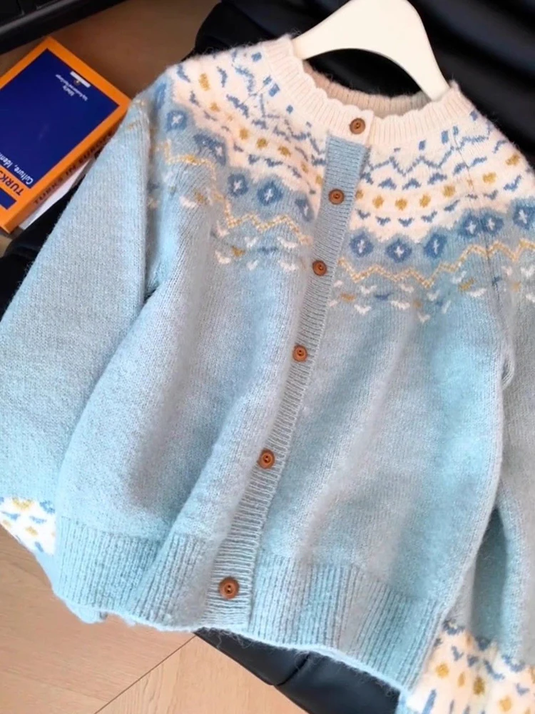 

Милый жаккардовый вязаный кардиган для женщин, винтажный свободный повседневный свитер на пуговицах с ленивым ветром и принтом, мягкие топы с длинными рукавами и круглым вырезом, осенне-зимние топы