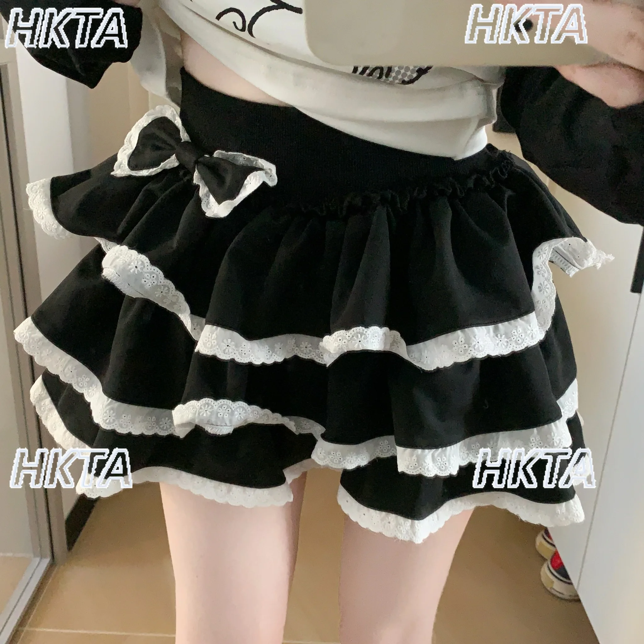 

Cute Versatile Daily Sweet Bow Lace Lolita Cake Skirts Girls Autumn Winter New Laminated Fluffy A Line Black Short Skirt Women
