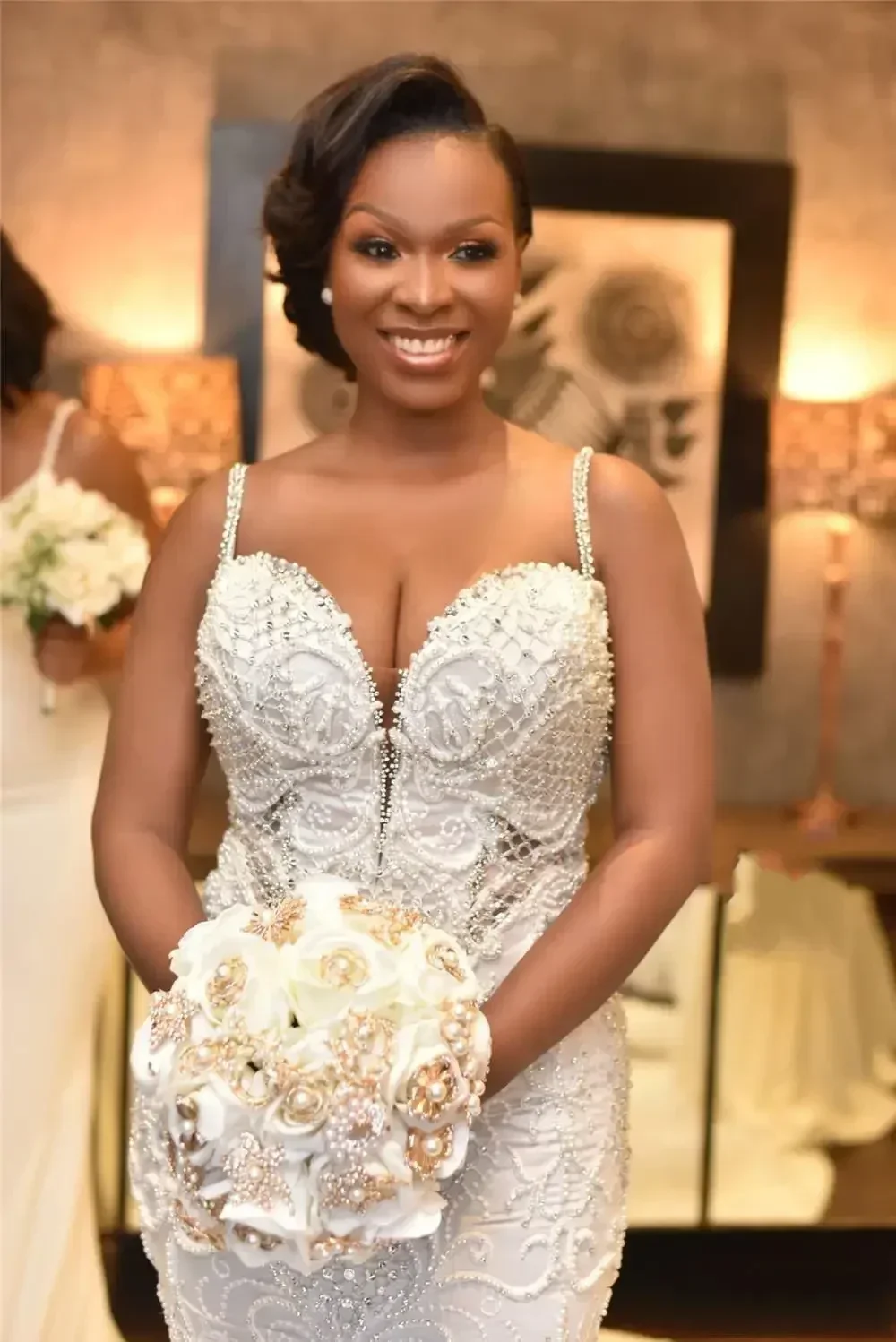 Robe de mariée sirène Spaghetti de luxe personnalisée, col en V, dos ouvert, perles de cristal, robe de mariée noire pour filles 2