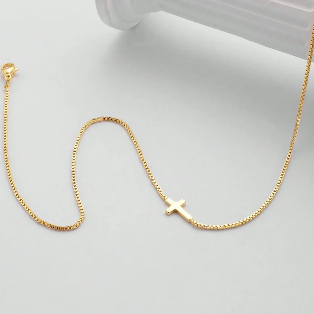 DGIDDK Edelstahl Mini Kreuz Anhänger Halskette Gold Wasserdicht Sexy Schlüsselbein Kette Halskette Anti-Allergie Weiblichen Schmuck
