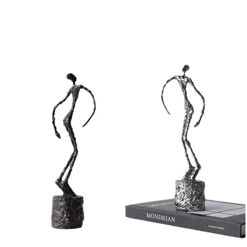 Modern abstract wrought iron sculpture figure soft decoration exhibition hall model room live stream cabinet decoration art