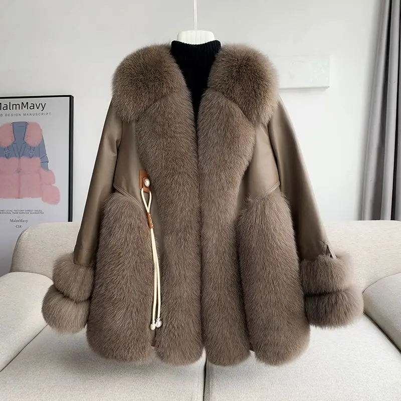 

Fox Fur Grass Coat Women's Mid length 2023 New Haining Sheep Fur Coat Leather and Fur Integrated Winter