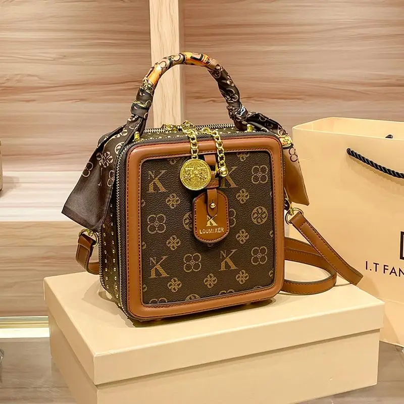 Ladies' handbag, light luxury square bag, 2025 autumn and winter new style, high-end and high designer single shoulder crossbody