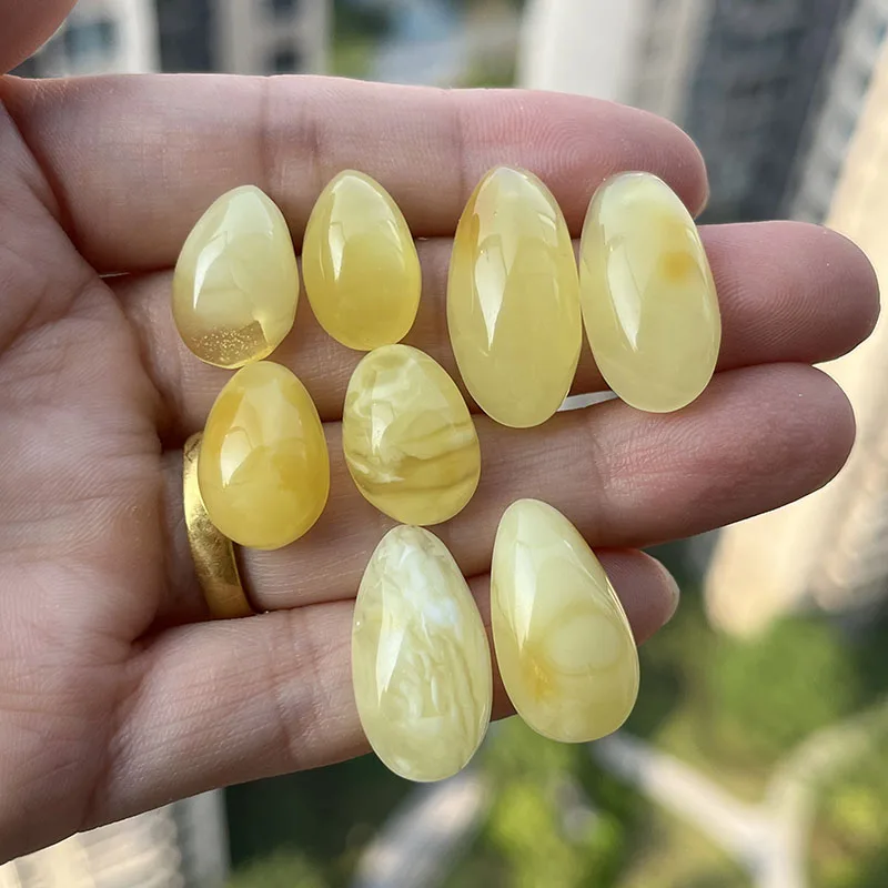

Yoowei Yellow Amber Earrings European Women Unique Trendy Style Natural Stone Real Amber Jewelry Chic Stud Earrings Girl Gift