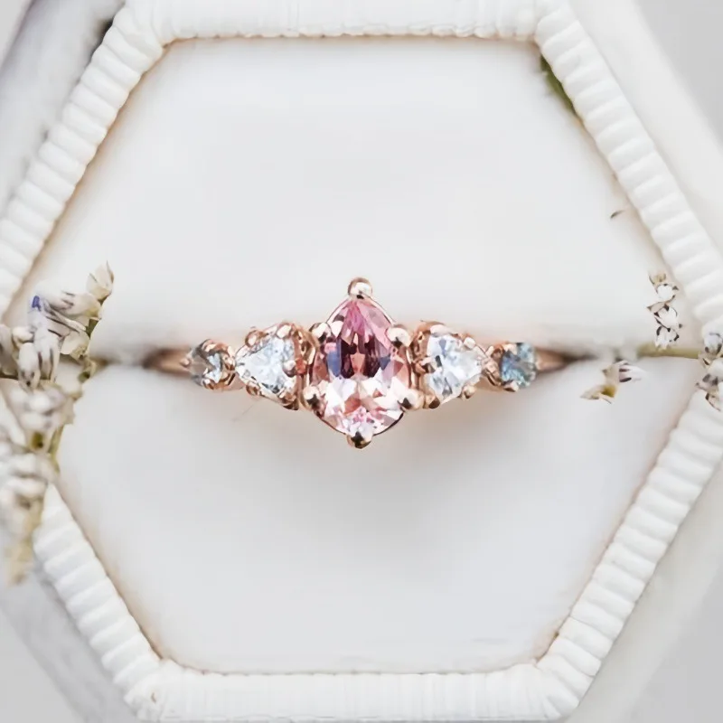 New multi-cut inlaid pink zircon ring, engagement tail ring, banquet jewelry