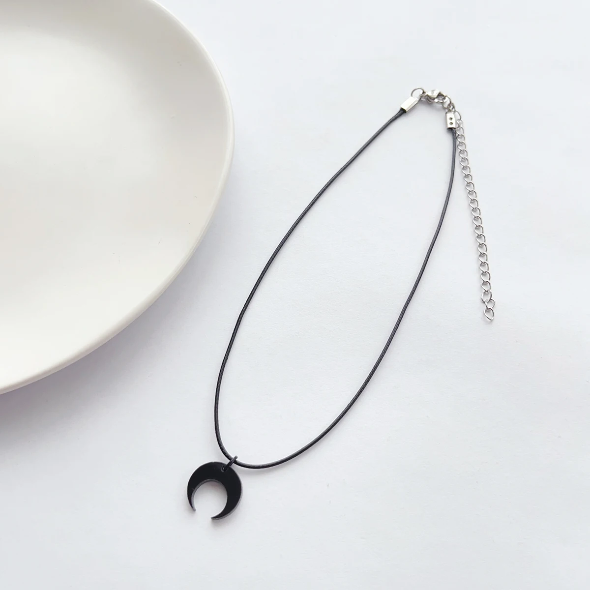 Dark tie Goth style Sweet cool cute black acrylic Moon Crescent Pendant choker neck with collar choker accessory necklace Women