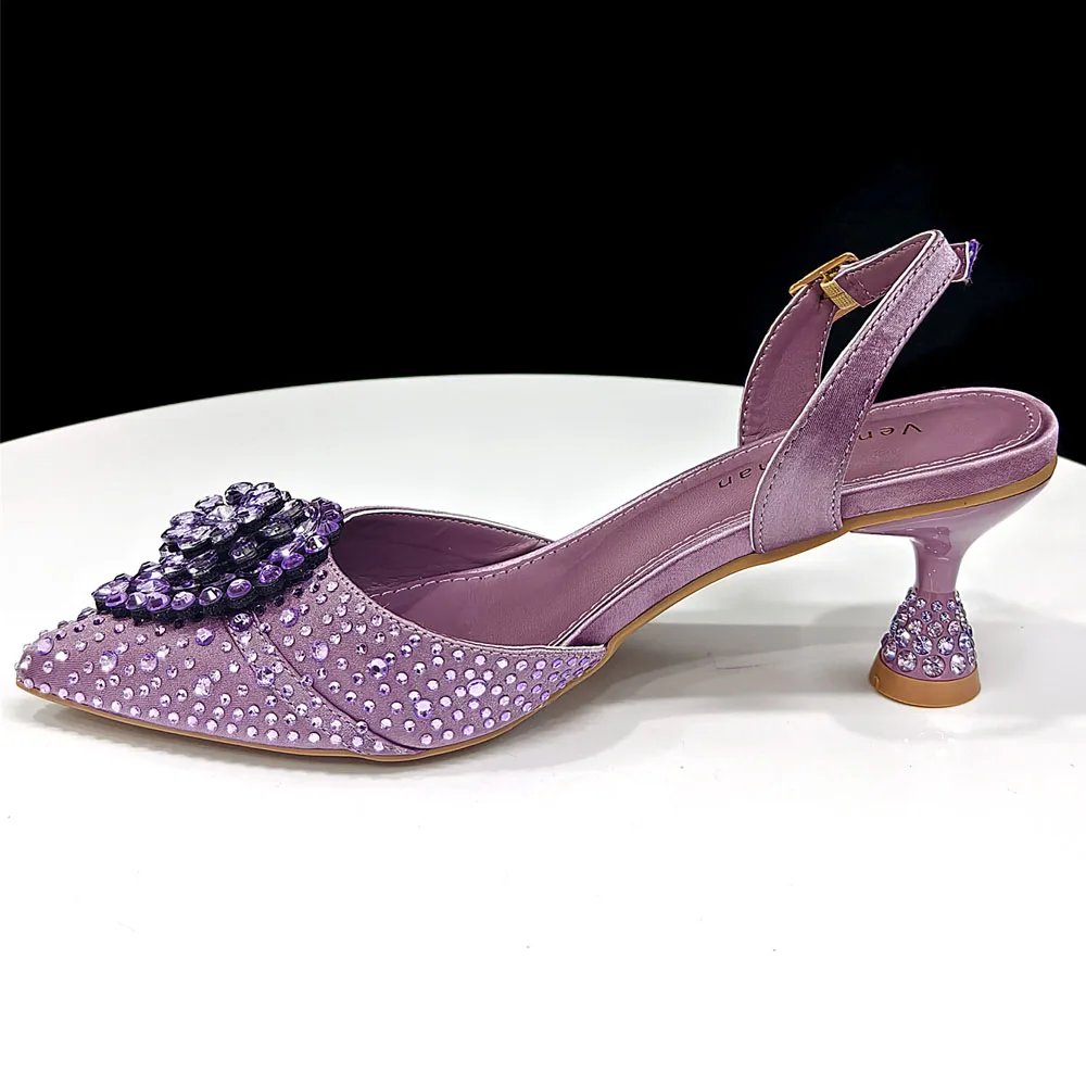 Venus Chan Blaue Strassbesetzte Bequeme High-Heel-Schuhe und Tasche im Modestil mit spitzer Zehenpartie für Damen oder als Pendler-Schuhe – Detail 32
