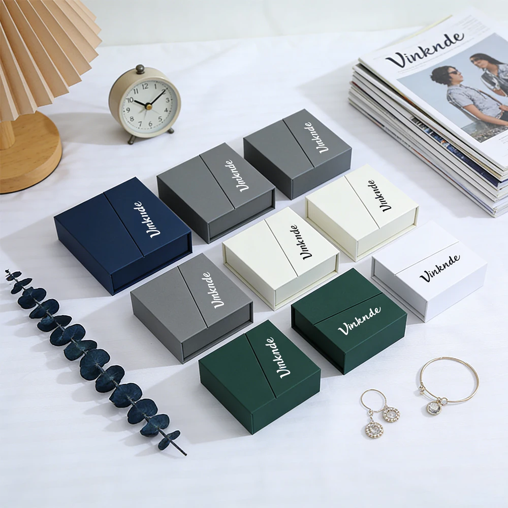 boite-magnetique-en-papier-blanc-de-luxe-pour-bijoux-50-pieces-logo-personnalise-pour-pendentif-collier-de-perles-clous-d'oreilles-cadeaux-de-mariage-etui-de-rangement-pour-bonbons