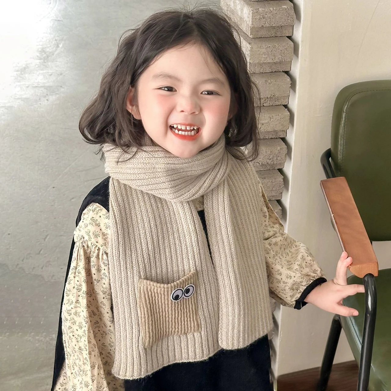 

Funny Eye Scarves Long Kids Knitted Scarf Solid Color Woolen Neckerchief Cartoon Baby Warm Collar Winter Boy Girl Neck Protecter