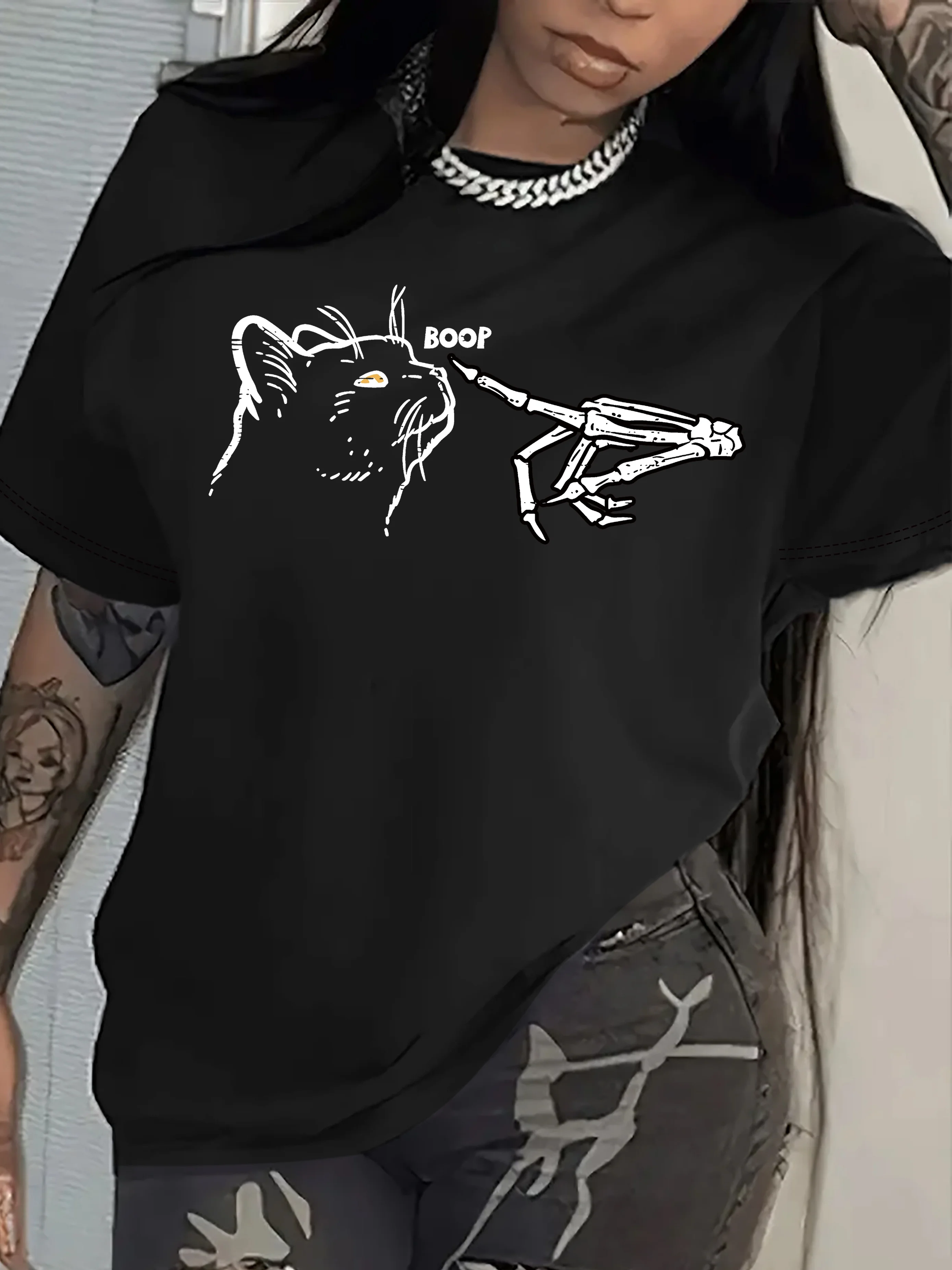 

Новая женская летняя футболка с принтом кошки и черепа, повседневная, с коротким рукавом, круглым вырезом, свободного кроя, универсальная, в стиле Y2K