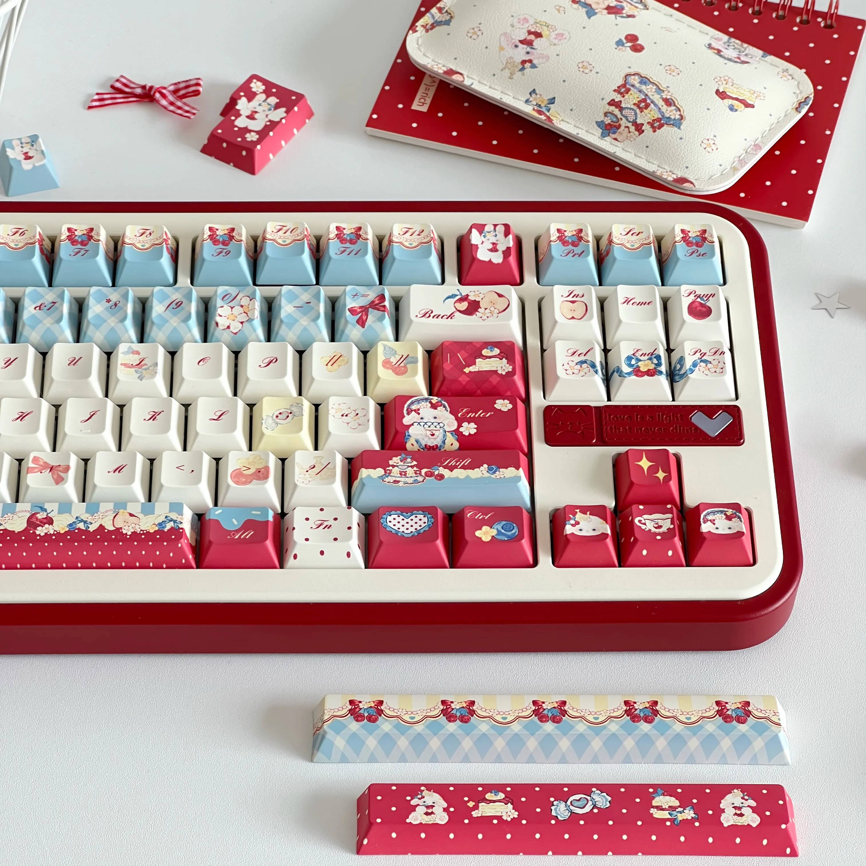 MAIMOOO Princess Tea Party Keycaps Cherry Moa High PBT Thermal Sublimation Keyboard Red Retro Keycaps