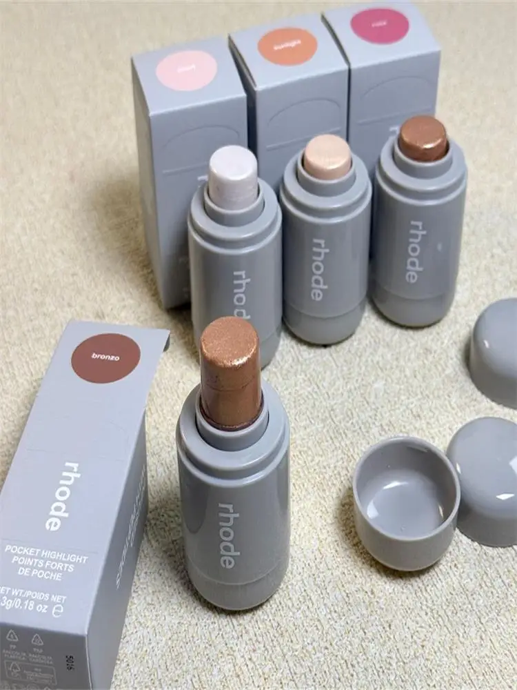 Rhode Highlight Stick Glänzender Feiner Gloss für Wangenknochen Vier Farben Wangen-Aufheller Bronzo Ssunlight Pearl Rose Lippenstift Make-up