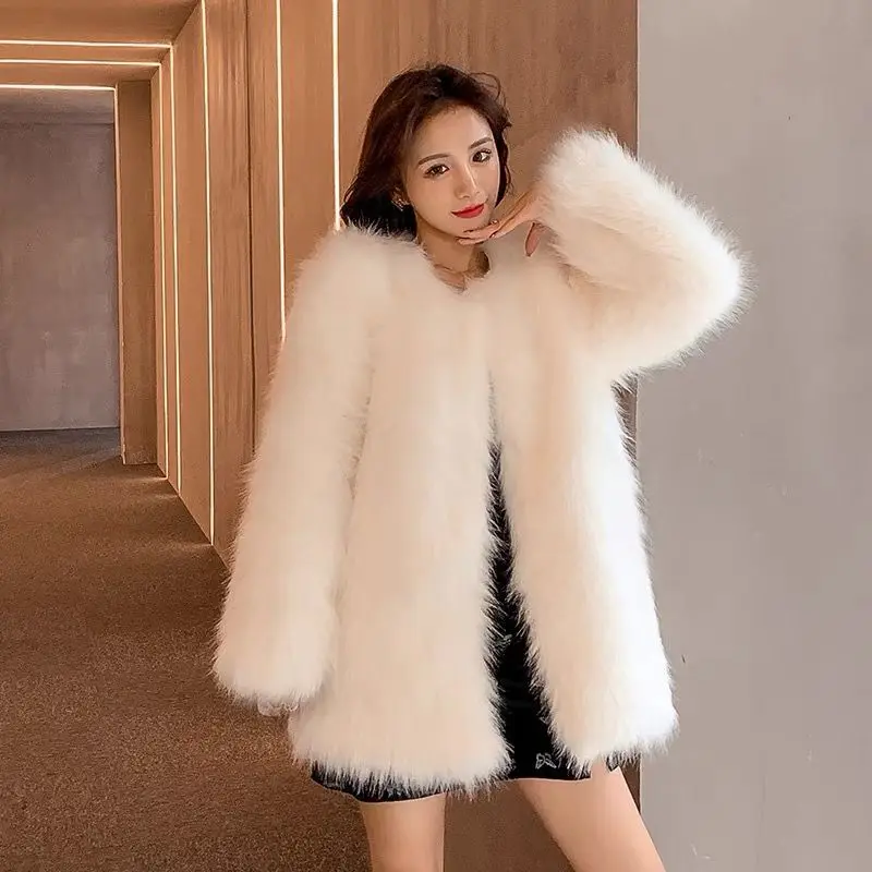 

Fashion Women Feake Fur Jackets New Artificia Mink Female V-neck Warm Outdoor Thicken Winter Fox Overcoats G139