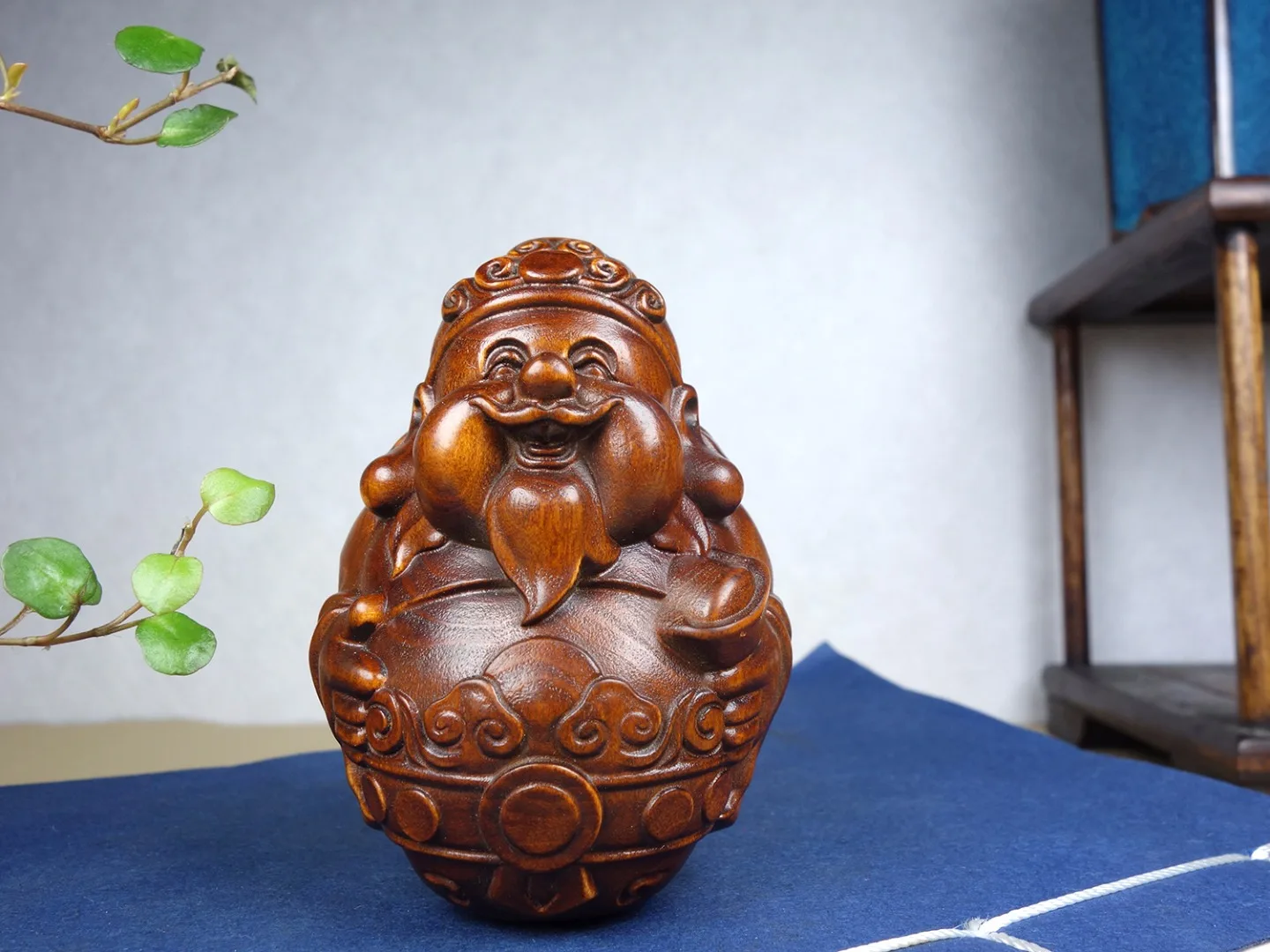 

Worth Collecting Boxwood Carved Plastic Ornaments Finely Crafted and Beautifully Shaped Home Crafts