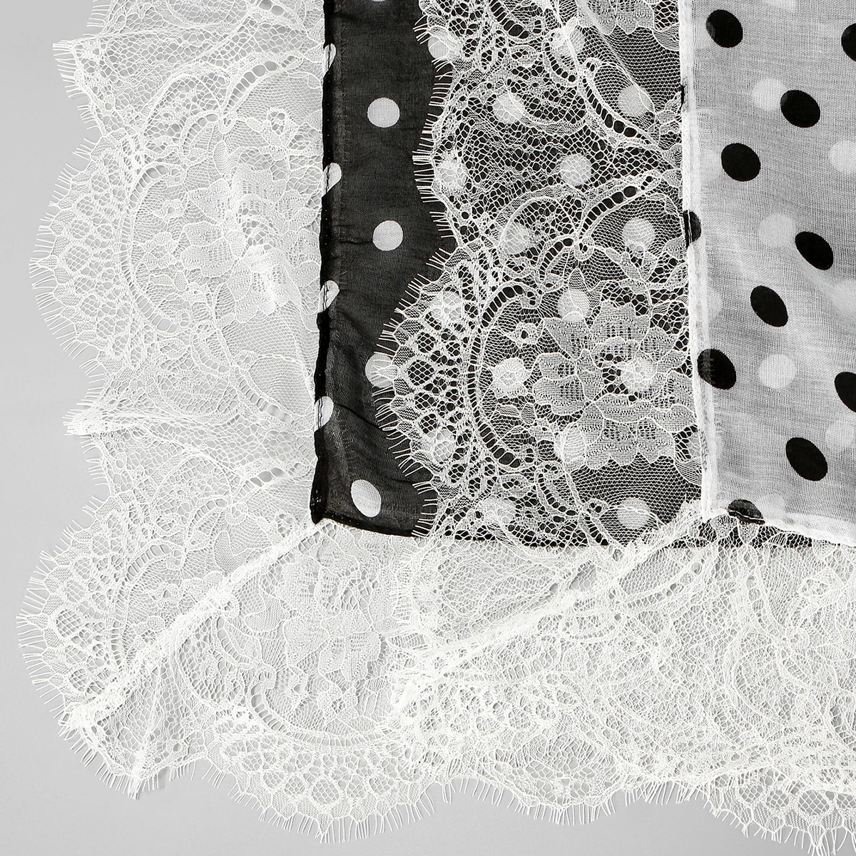 Heißer Verkauf Chiffon Viskose Polka Dot Print Schal Französischer Romantischer Spitzenrand Muslimischer Hijab Modisches Design Damen Schal Ramadan Eid – Detail 13