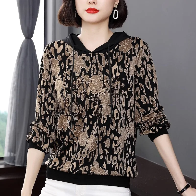 

2024 Autumn New Fashion T Shirt With Diamonds Woman Hooded Long Sleeve T-shirt Woman European Style Women Oversized Shirts