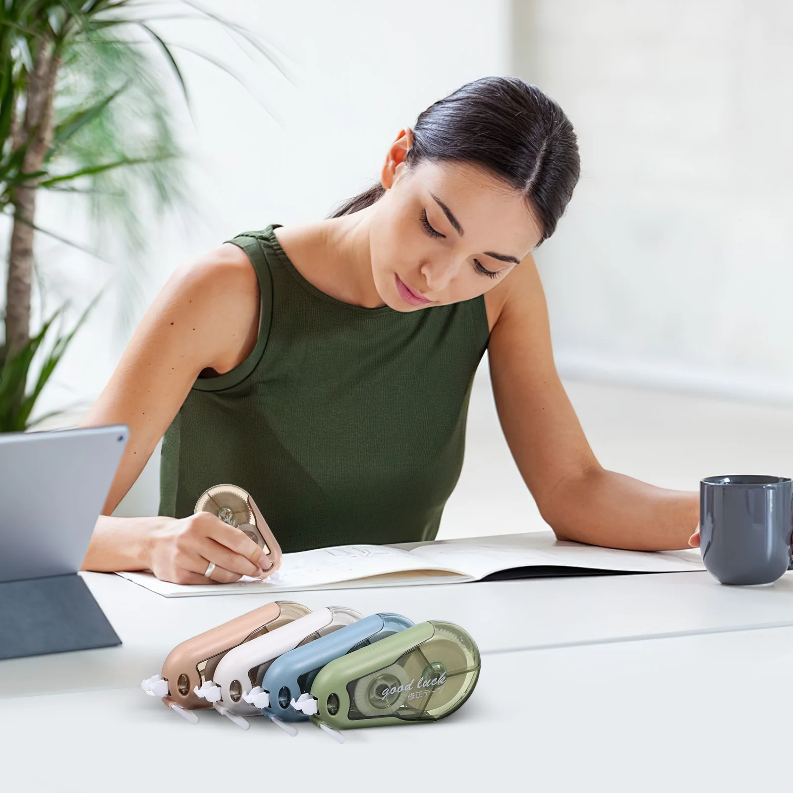 

4 pcs Correction Tape Instant Dispenser Applicator For School Office Supplies Writing Tools Corrector Roller Sturdy Portable