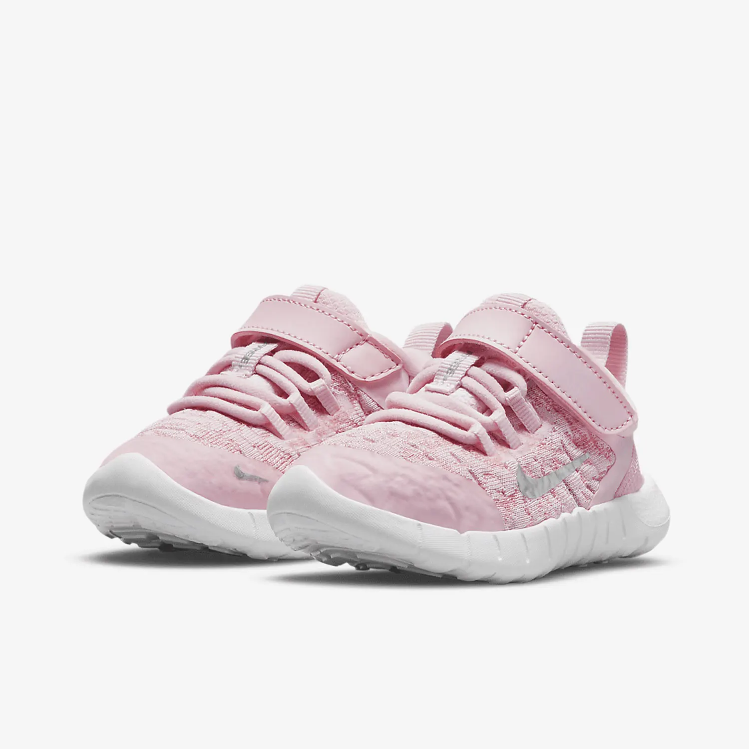 

Nike Authentic New Season Kids' Hook-and-Loop Running Shoes CZ3997-610