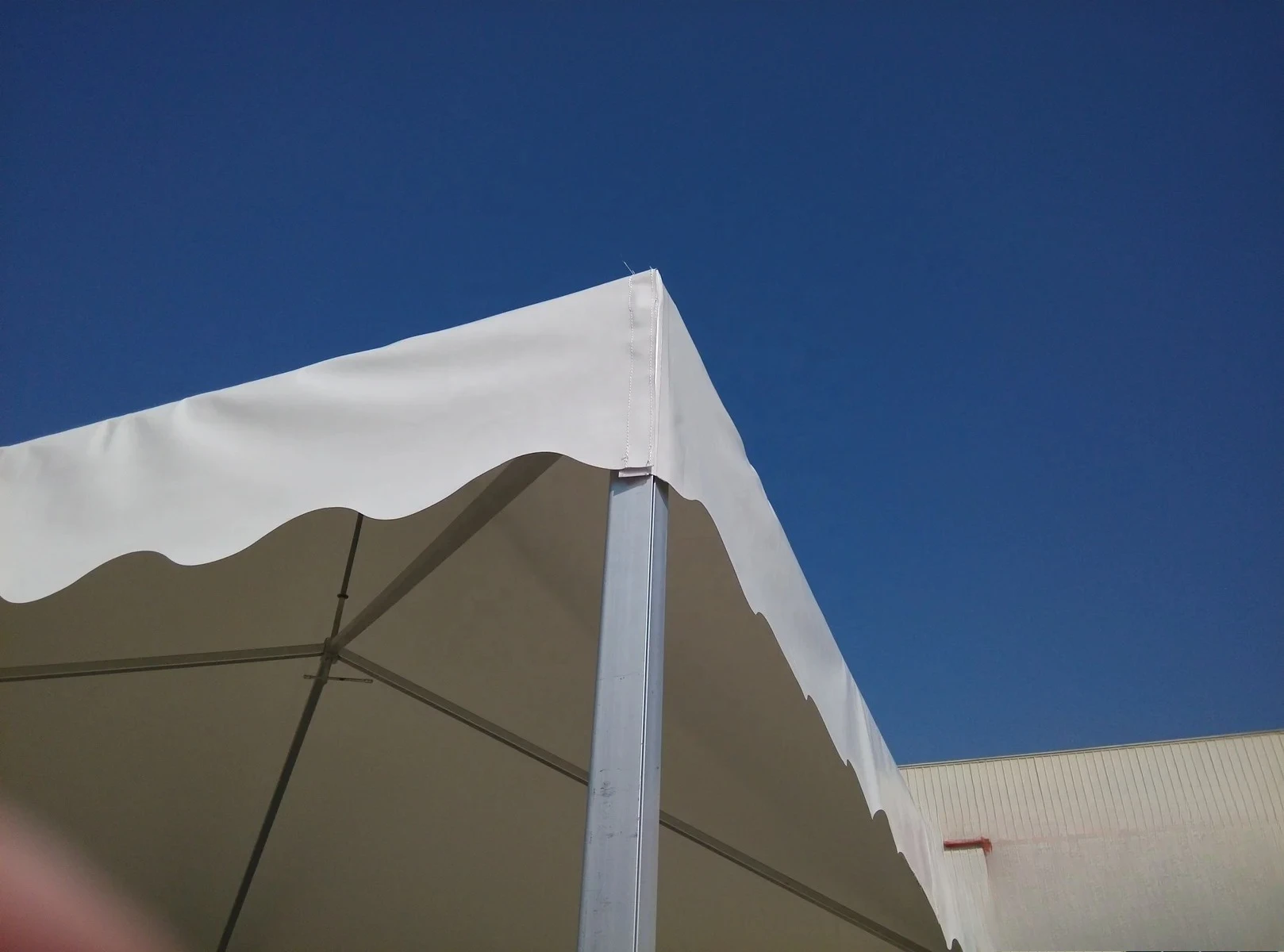 Factory Direct 2026 Easily Assembly Classic Outdoor Trade Show Party Tent Double PVC-Coated Polyester Cover Aluminum Frame