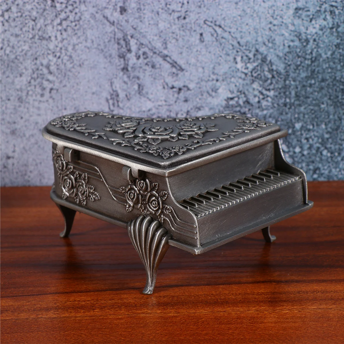 

1Pcs Premium Piano Shaped Jewelry Box Rose Carved Design Strong Zinc Alloy Material for Women Girls Earring Necklace Organizer