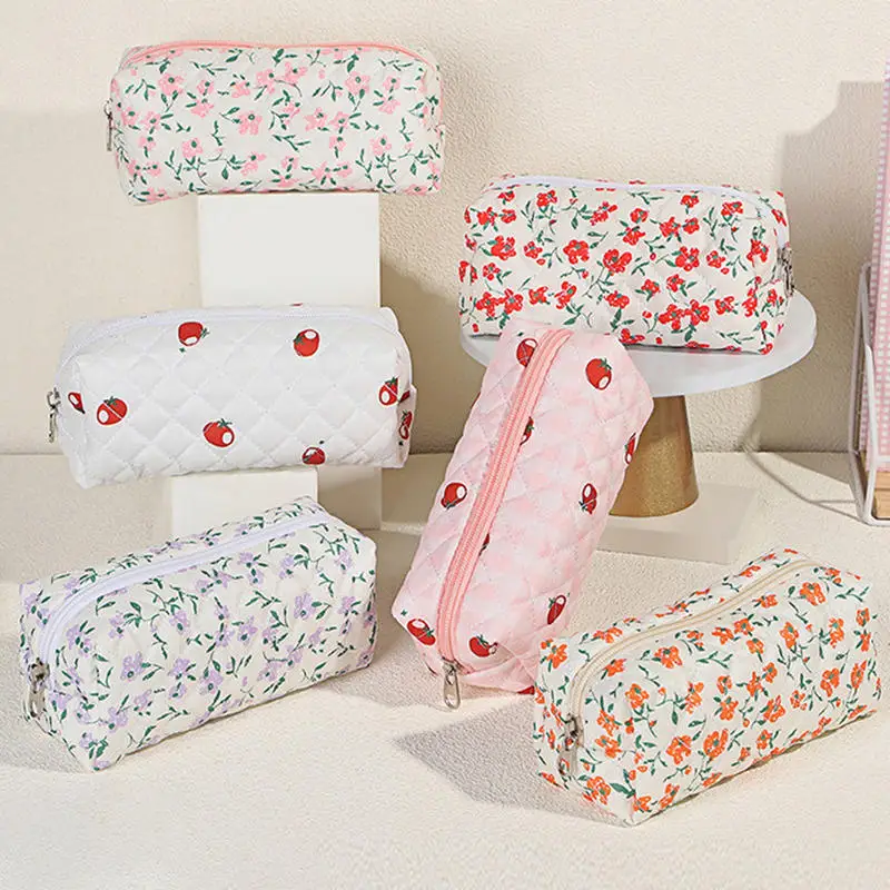 2024 جديد كوريا الأزهار طباعة حقيبة مستحضرات تجميل سعة كبيرة حقيبة مستحضرات التجميل المحمولة للسفر مستلزمات التجميل حقيبة التخزين