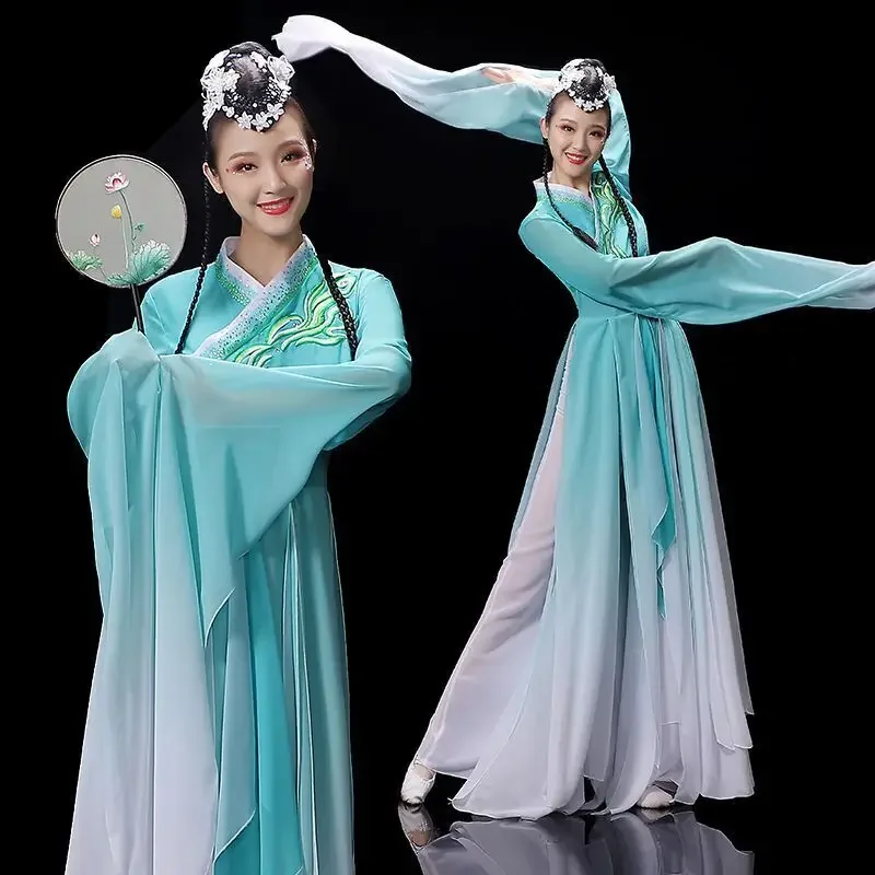 Costumi per spettacoli di danza classica Abito da ballo Hanfu Maniche oscillanti Abito in chiffon Skrit Costume da ballo con maniche ad acqua