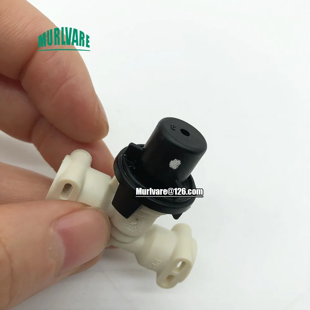 1Pcs Coffee Machine Spare Parts 2-Way Adapter Quick Connection Connector Accumulator Valve For Kalerm JURA Coffee Maker