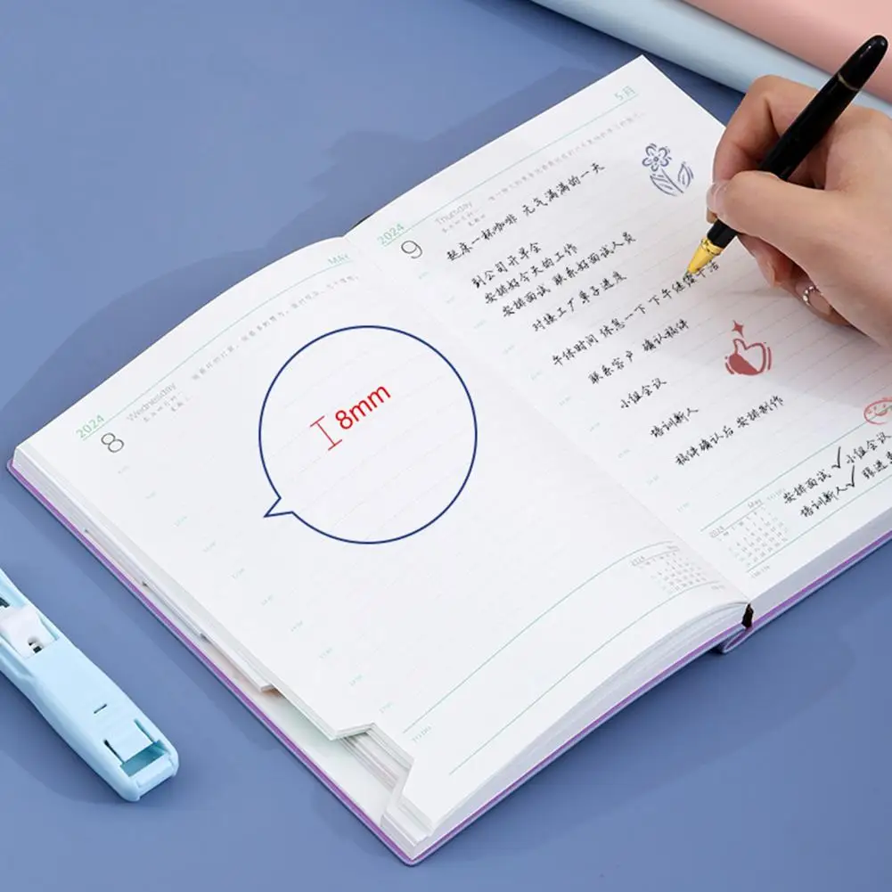 สมุดแพลนเนอร์ปฏิทิน2024สมุดโน๊ตบุค400หน้าสำหรับนักเรียนธุรกิจออฟฟิศที่ราบรื่น