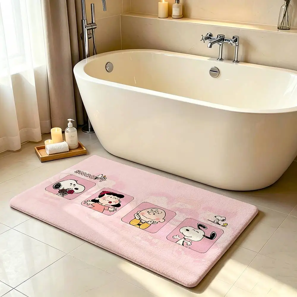Classic-S-sNoOPyS Kawaii Carpet Bathroom Anti-slip Mat Door Mat Home Decoration Mat Entrance Door Mat Scratch-resistant Door Mat view 6