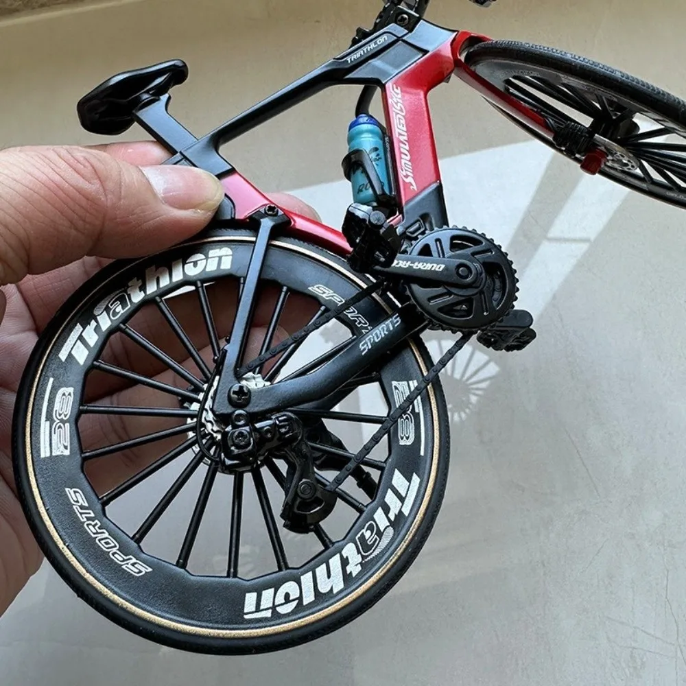 New Simulated Road Bike Model Red Blue Green 1:8 Alloy Road Bike Colorful with Water Bottle Bike Ornaments Ideal Gift