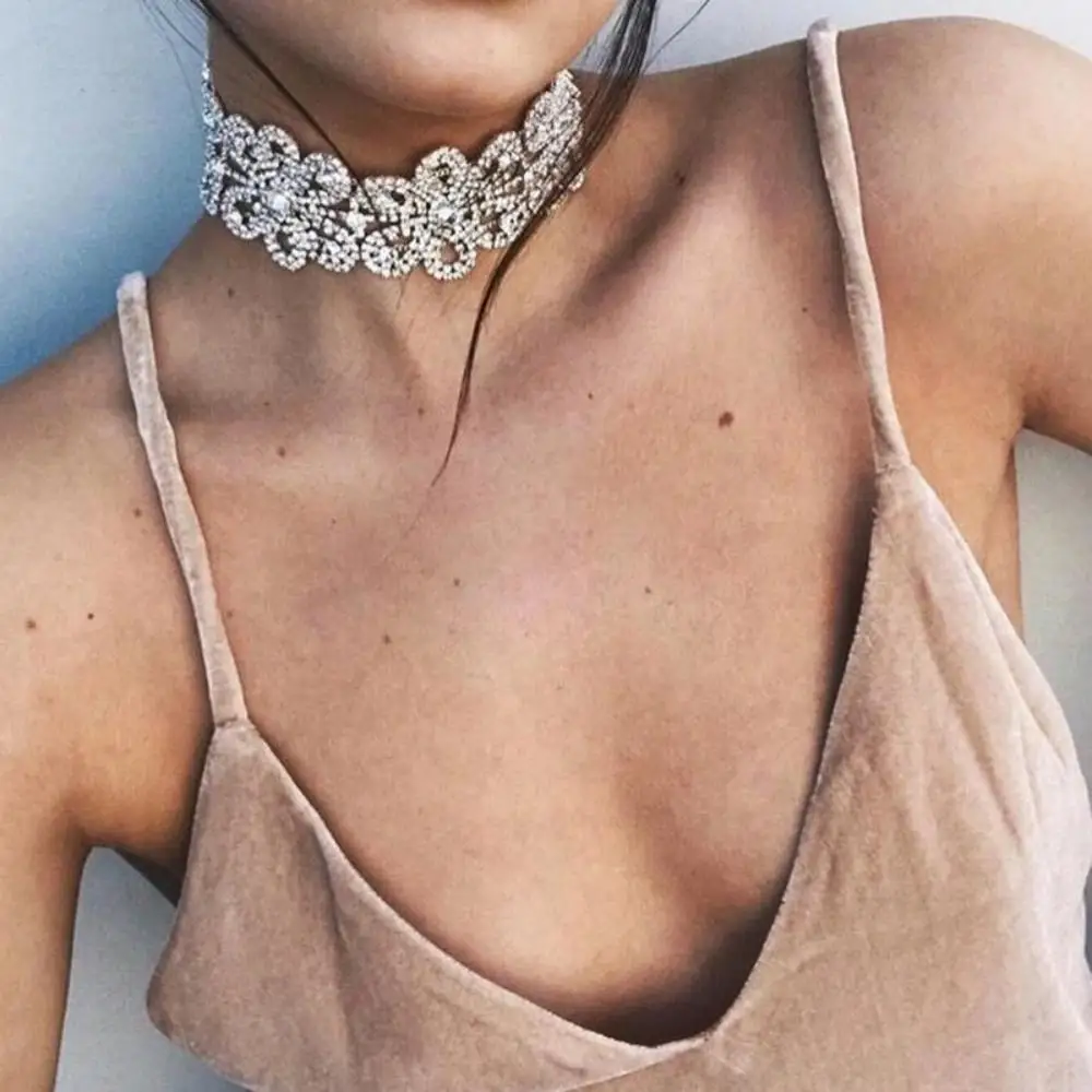 Luxury Rhinestone Choker Necklace For Women Cute Crystal Collar Choker Fashion Bridal Jewelry Colliers Colar Rhinestone Necklace