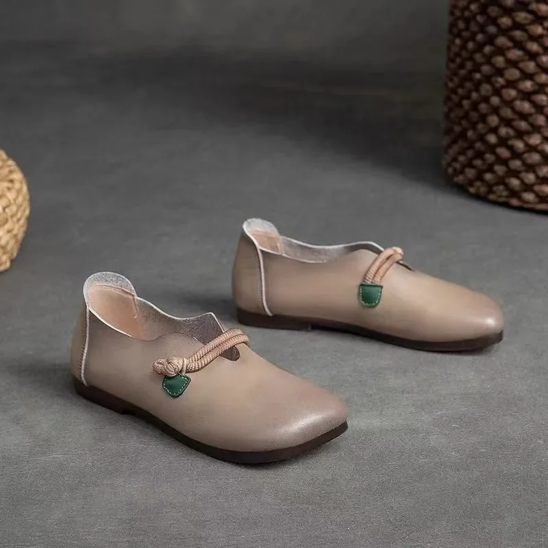 Zapatos planos de suela suave Retro para mujer, zapatos informales marrones para mujer, zapatos cómodos de piel sintética, zapatos de boca baja para mamá 2024