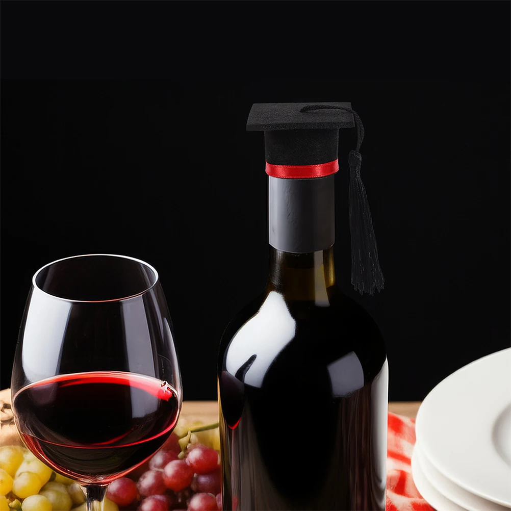 

2Pcs Mini Graduation Cap Bottle Toppers Felt Fabric Holiday Celebration Mini Graduation Cap Bottle Toppers