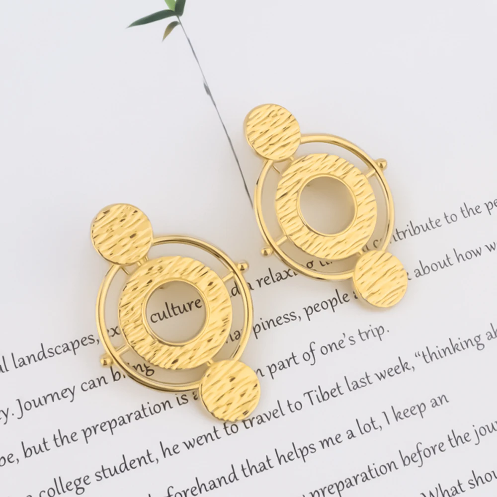 18k Gold Plated Earrings with Ring Set for Party New Design Ladies Clip Earrings and Finger Ring Set for Engagement Party Gifts