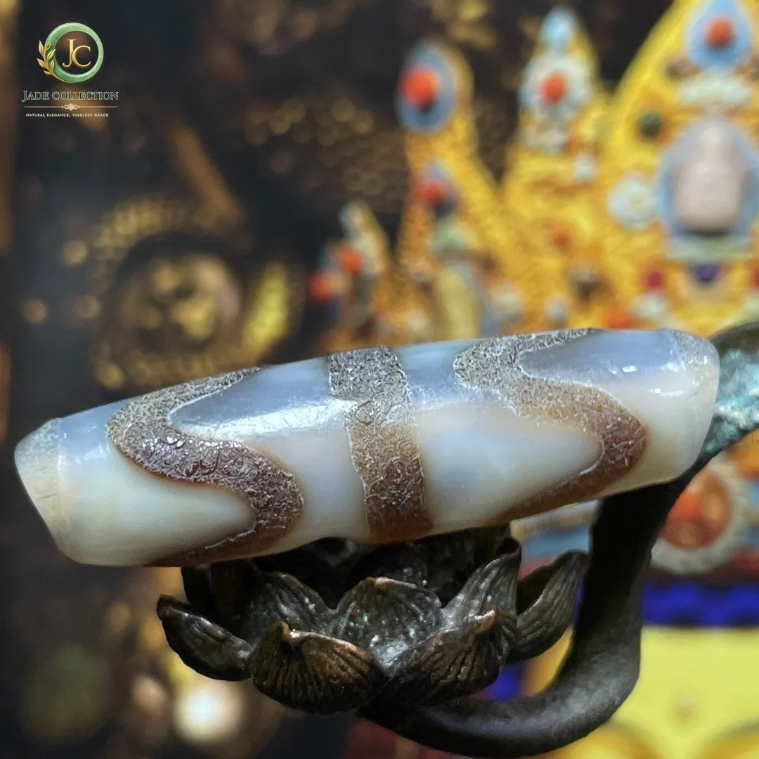 Tibetan Nepalese Himalayan Bead Ancient Agate Old Dzi Talisman eye Bead Amulet