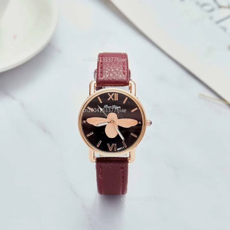 2024 New Women Luxury Watch Rose Gold 31mm Classic Casual Girl Dress Watch Bracelet Set 3D Engraved Bee Dial Clock Relógio