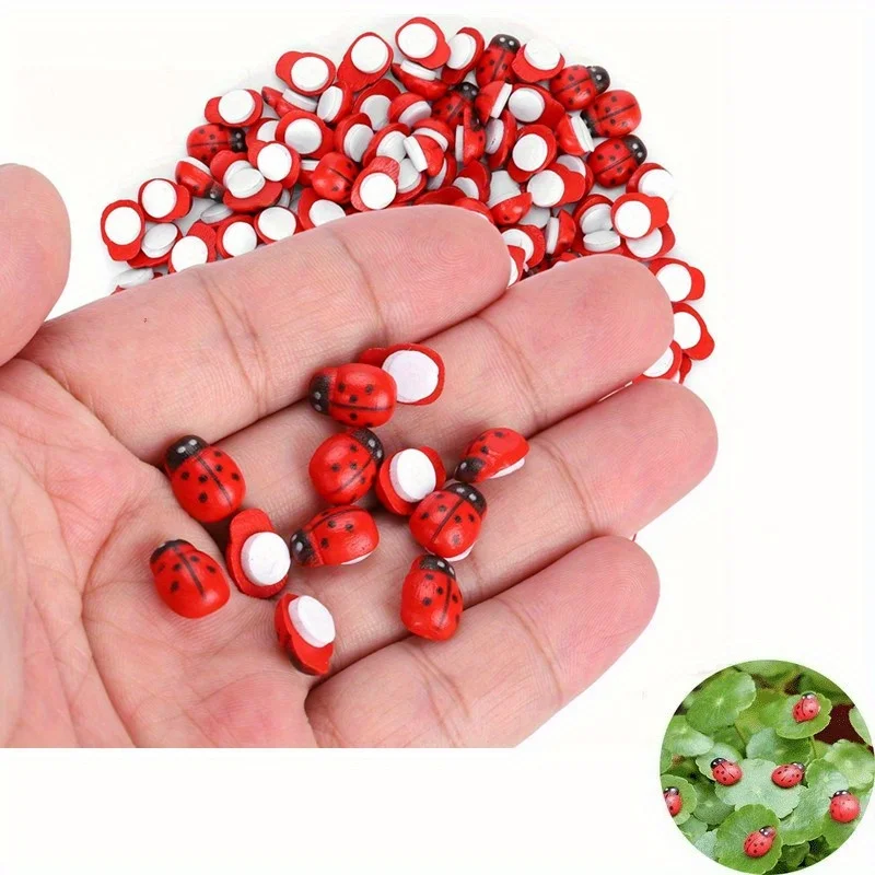 100PCS DIY Micro Landscape Moss Succulent Small Ornament Wooden Cartoon Color Beetle Seven Star Ladybug