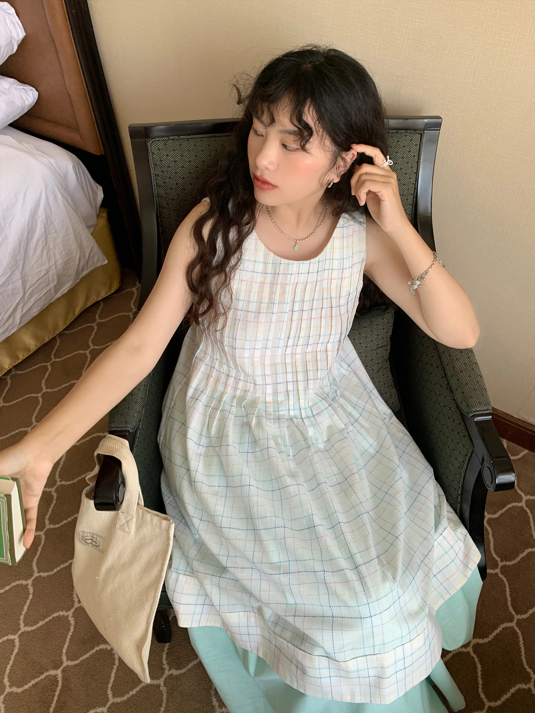 

Женский укороченный топ-жилет в клетку в стиле ретро, дышащий, с круглым вырезом, средней длины, летний, модный