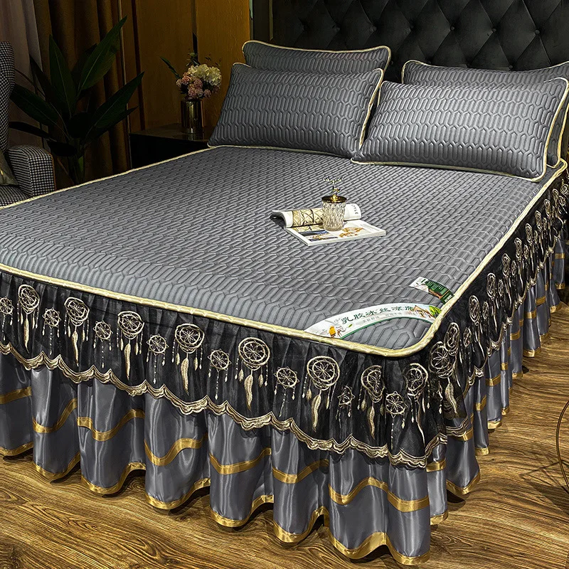 

Summer New Latex Bed Skirt Three-piece Ice Polyester Mat Machine Washable Lace Bed Cover Non-slip Mattress Cover