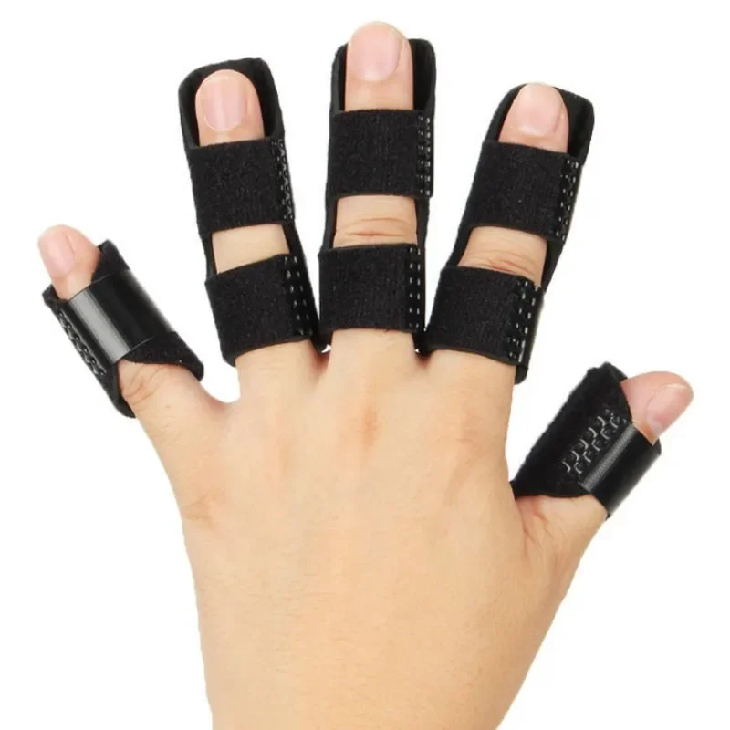 Finger Fixed Clamp Fractured Finger Brace Joint Dislocation and Sprain Corrector Black Rehabilitation Support Equipment 1pc