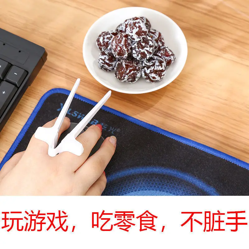 Creative Finger Chopsticks Portable Potato Chip Snack Clip Easy To Operate Tongs Salad Food Not Dirty Hand Lazy Chopstick Tool