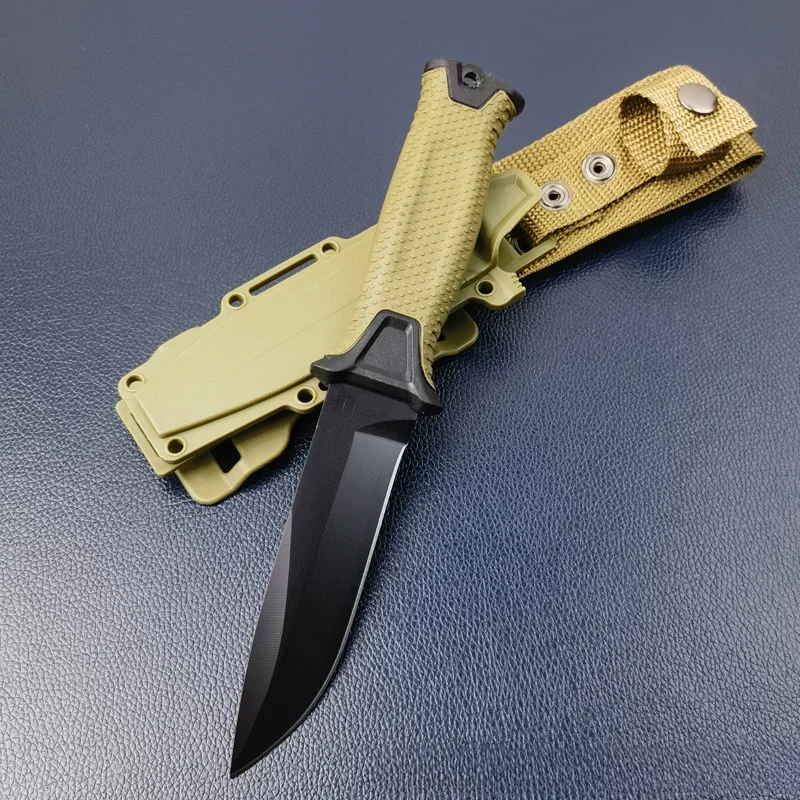 Multi-Functional Portable Tactic Knife with Anti-Slip Handle for Wilderness and Emergency